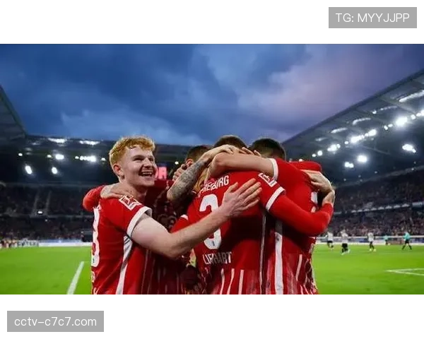 铃木唯人斩获德甲首球,弗赖堡2-1力克圣保利 铃木唯人斩获德甲首球,弗赖堡2-1力克圣保利