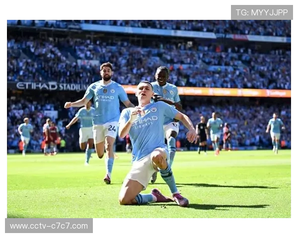 战术复盘：曼城如何在下半场通过战术调整顶住皇马反扑