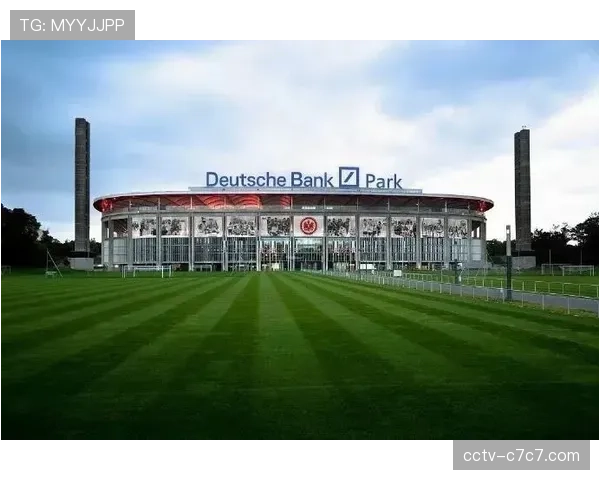 德意志银行公园球场翻新，承办德甲揭幕战