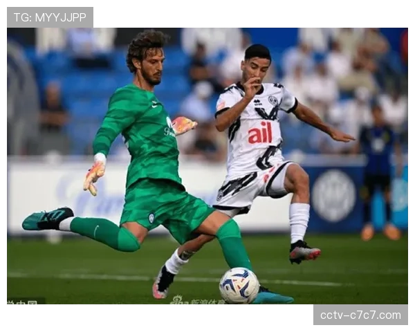 米兰边路冲击成胜负手，科莫铁桶阵待破