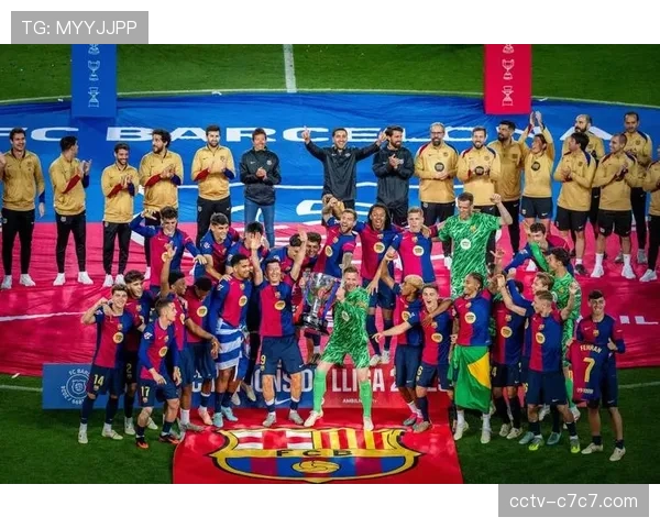 西甲国家德比：巴塞罗那主场2-2战平皇家马德里，亚马尔精彩兜射